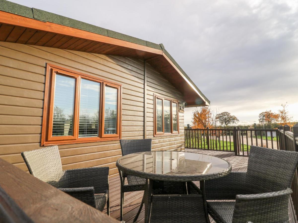 Oakwood Lodge York Exteriér fotografie